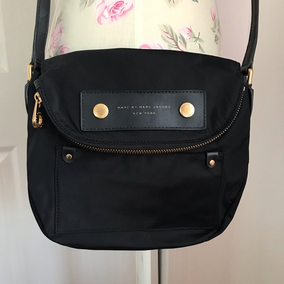 Marc by Marc Jacobs Black and Gold Crossbody Bag - Picture 2 of 6